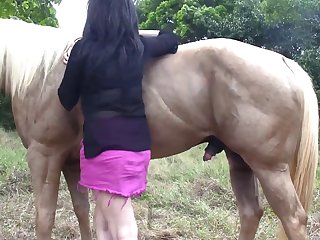 Canada Legaliza La Zoofilia